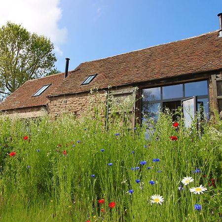 The Cart House - Beautiful Contemporary Barn - Hot Tub Lägenhet Bridgnorth Exteriör bild